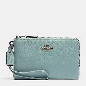 Coach SkyBlue Sage BabyBlue Aqua Leather Wallet Wristlet 2 compartmt card holder
